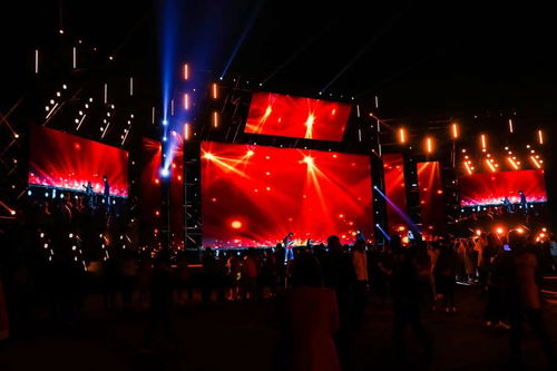 艺彩纷呈 融合相声魔术与歌舞的舞台艺术造型策划